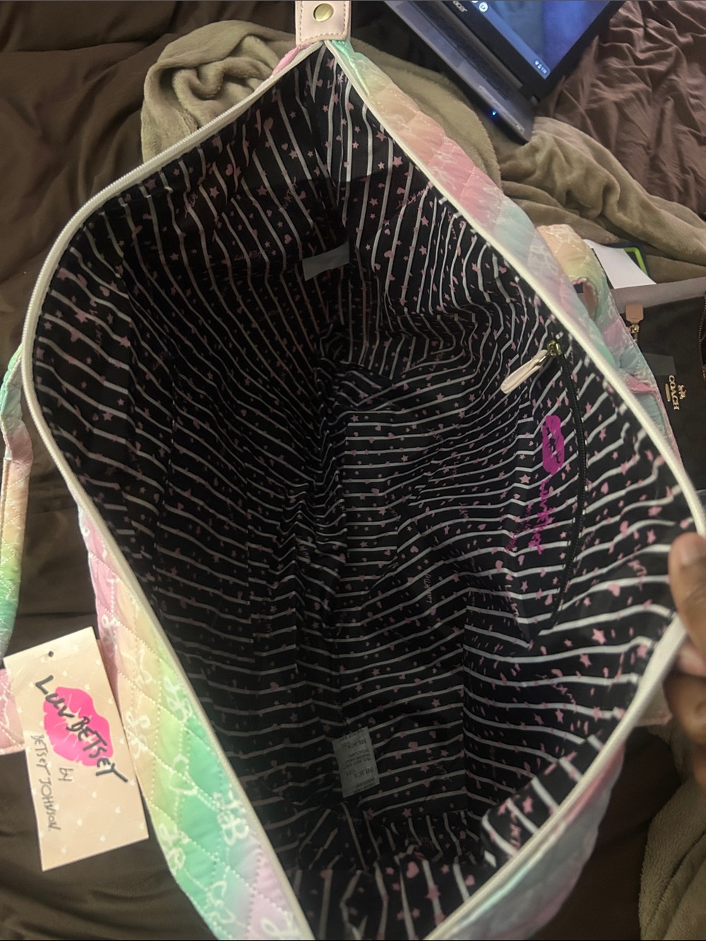 Betsy Johnson tote - Picture 5 of 5